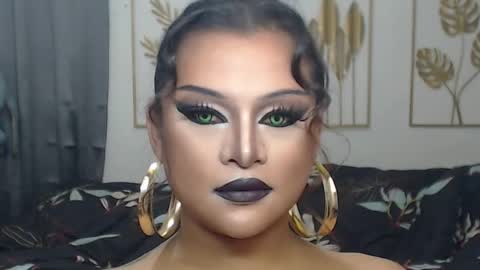 Snapshot of yourtrannyqueenxxx chatting on 01/05/26, 09:51 Anastacia Grey online show from 01/05/26, 09:51