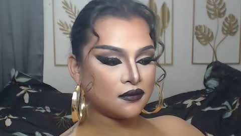 Snapshot of yourtrannyqueenxxx chatting on 01/11/26, 10:15 Anastacia Grey online show from 01/11/26, 10:15