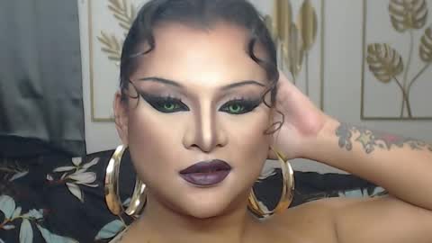 Snapshot of yourtrannyqueenxxx chatting on 02/23/26, 09:01 Anastacia Grey online show from 02/23/26, 09:01