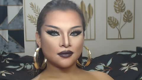Snapshot of yourtrannyqueenxxx chatting on 06/08/26, 06:14 Anastacia Grey online show from 06/08/26, 06:14