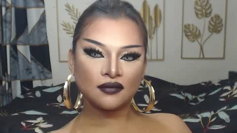 Snapshot of yourtrannyqueenxxx chatting on 06/13/26, 08:01 Anastacia Grey online show from 06/13/26, 08:01