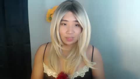 Snapshot of yourtransjeen chatting on 03/11/25, 09:37 Jeen online show from 03/11/25, 09:37