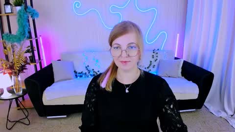 Alice online show from 09/26/25, 09:57