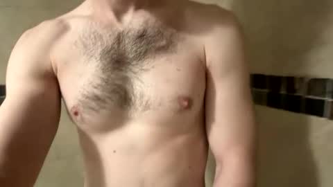 yourwhiteislandboy online show from 12/20/25, 04:52