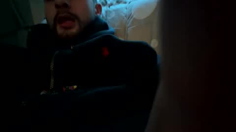 yourwhiteislandboy online show from 12/22/25, 01:30