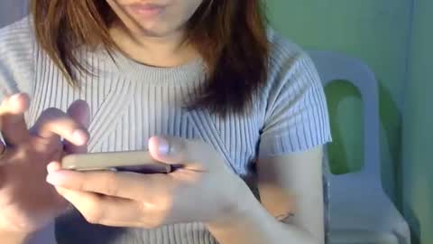 Snapshot of yourwild_luna chatting on 11/02/25, 12:07 Luna online show from 11/02/25, 12:07