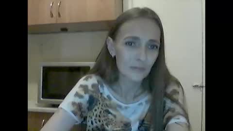 Snapshot of youur_light chatting on 11/04/25, 06:29 Youur light online show from 11/04/25, 06:29