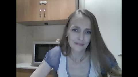 Snapshot of youur_light chatting on 02/07/26, 08:45 Youur light online show from 02/07/26, 08:45