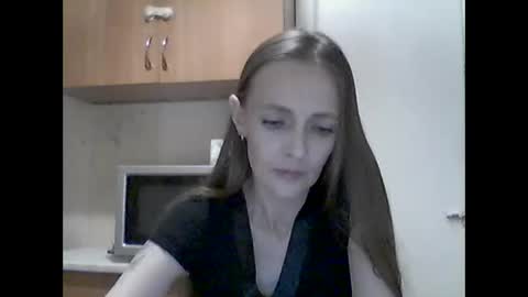 Snapshot of youur_light chatting on 05/28/26, 05:32 Youur light online show from 05/28/26, 05:32