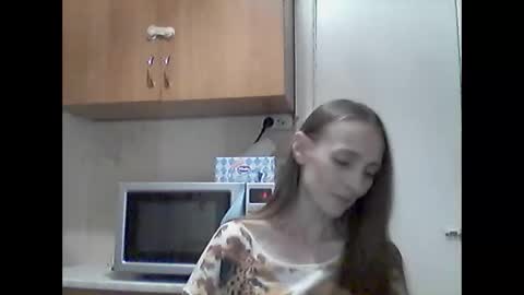 Snapshot of youur_light chatting on 06/10/26, 06:40 Youur light online show from 06/10/26, 06:40