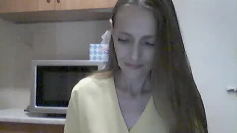 Snapshot of youur_light chatting on 06/12/26, 07:46 Youur light online show from 06/12/26, 07:46