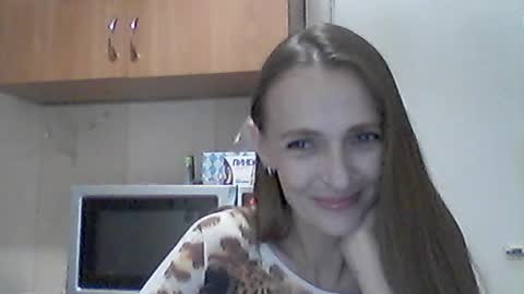 Snapshot of youur_light chatting on 06/19/26, 06:23 Youur light online show from 06/19/26, 06:23