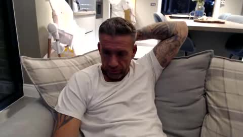 Snapshot of youwantus69 chatting on 12/05/24, 09:39 You want us 69 online show from 12/05/24, 09:39