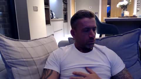 Snapshot of youwantus69 chatting on 12/11/24, 06:04 You want us 69 online show from 12/11/24, 06:04