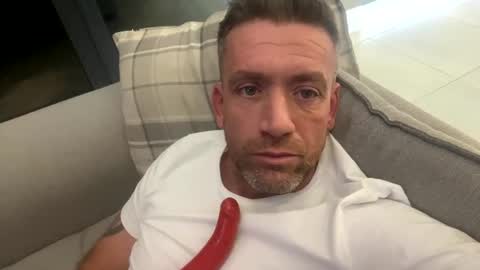 Snapshot of youwantus69 chatting on 01/24/25, 05:42 You want us 69 online show from 01/24/25, 05:42