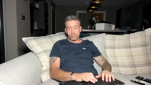 Snapshot of youwantus69 chatting on 01/27/25, 05:36 You want us 69 online show from 01/27/25, 05:36