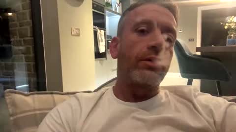 Snapshot of youwantus69 chatting on 09/19/25, 04:36 You want us 69 online show from 09/19/25, 04:36