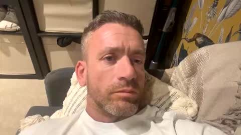 Snapshot of youwantus69 chatting on 11/18/25, 05:12 You want us 69 online show from 11/18/25, 05:12