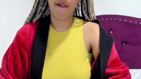 Snapshot of youwishtobeme chatting on 01/16/25, 12:34 elizabeth ju online show from 01/16/25, 12:34