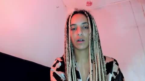 Snapshot of youwishtobeme chatting on 02/03/25, 02:36 elizabeth ju online show from 02/03/25, 02:36