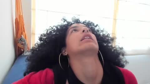 Snapshot of youwishtobeme chatting on 02/13/25, 09:27 elizabeth ju online show from 02/13/25, 09:27