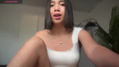 YowgineTheGreat online show from 12/31/24, 04:38