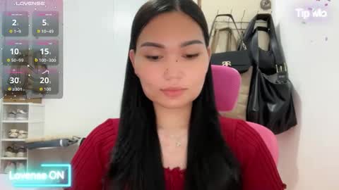 yrdrmgrl_jennie26 online show from 04/21/26, 06:55