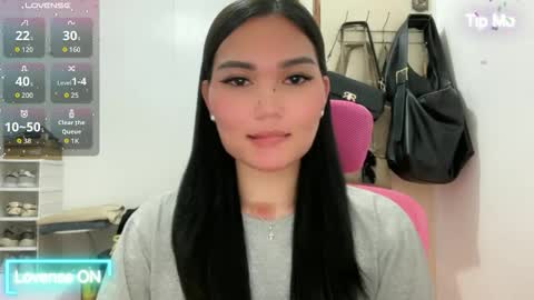 yrdrmgrl_jennie26 online show from 05/05/26, 09:34