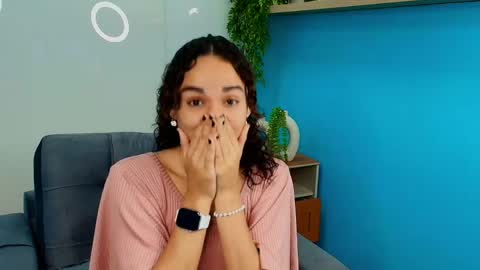 Snapshot of ysenne_josse chatting on 05/22/26, 11:16 Ysenne online show from 05/22/26, 11:16