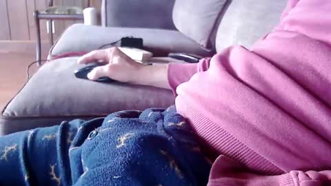 ytsim58 online show from 02/16/26, 03:19