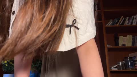 Snapshot of yuanlili chatting on 03/19/26, 04:44 lili online show from 03/19/26, 04:44