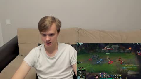 Yue Lang and Samm online show from 11/15/25, 03:19