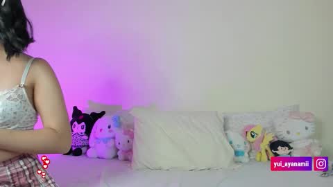 Snapshot of yui_ayanami chatting on 09/22/25, 02:02 Yui 3 online show from 09/22/25, 02:02