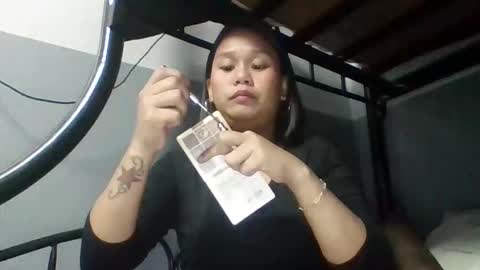 yukii28 online show from 04/16/26, 10:49