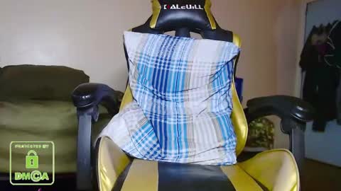 Snapshot of yukikawaiii chatting on 01/17/25, 05:21 yukikawaiii online show from 01/17/25, 05:21