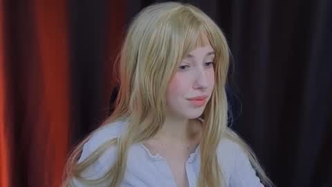 Misa online show from 11/22/25, 02:16