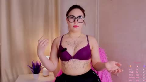 Amy Novak online show from 11/30/25, 11:14