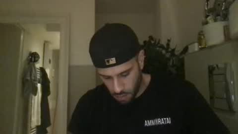 Snapshot of yul53 chatting on 09/10/25, 09:15 yul53 online show from 09/10/25, 09:15