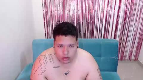 yul and val couple online show from 03/22/26, 08:01