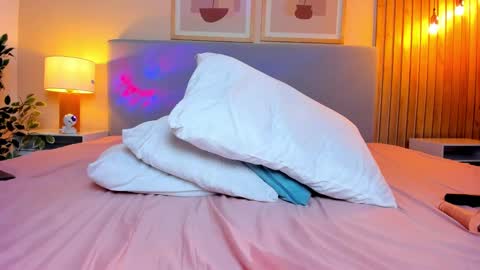 Snapshot of yuli_cardona_ chatting on 01/20/25, 11:10 Yuliet online show from 01/20/25, 11:10