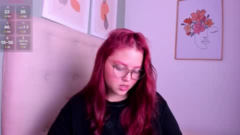 Snapshot of yuli_cardona_ chatting on 03/08/25, 05:01 Yuliet online show from 03/08/25, 05:01