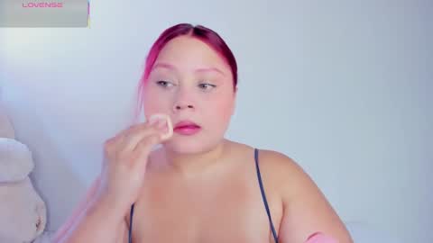 Snapshot of yuli_cardona_ chatting on 09/08/25, 05:12 Yuliet online show from 09/08/25, 05:12