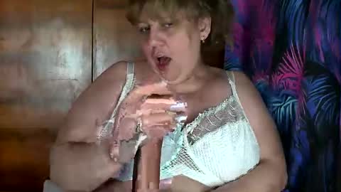 Snapshot of yulia1979 chatting on 10/30/25, 07:43 Yula online show from 10/30/25, 07:43