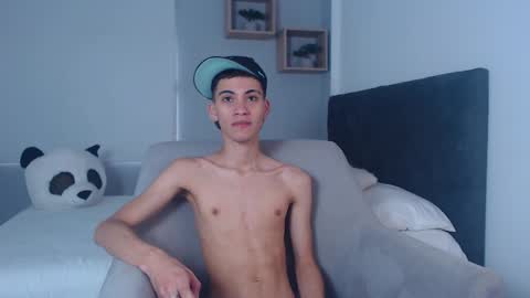 yulian_vasquez online show from 03/03/25, 12:16