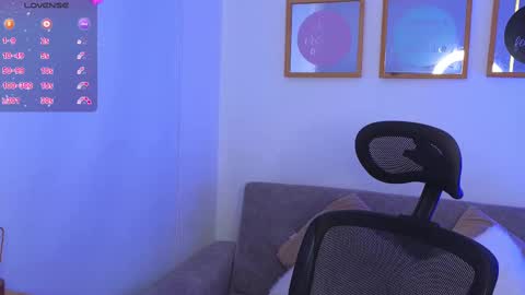 yulian_vasquez online show from 09/10/25, 12:27