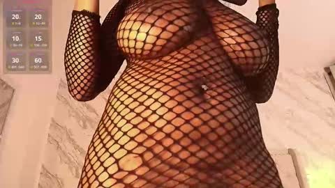 Snapshot of yuliana__cambell chatting on 12/16/25, 04:17 yuliana__cambell online show from 12/16/25, 04:17