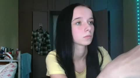 Yuliia online show from 10/03/25, 06:27