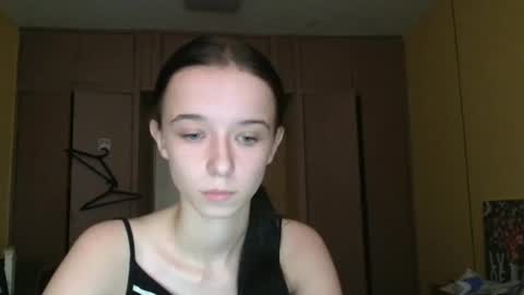 Yuliia online show from 10/09/25, 08:01