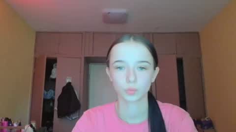 Yuliia online show from 05/18/26, 07:36