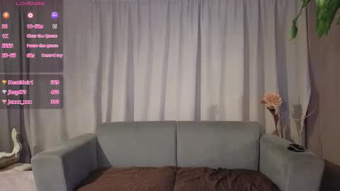 yuliethpetite online show from 02/27/26, 11:32